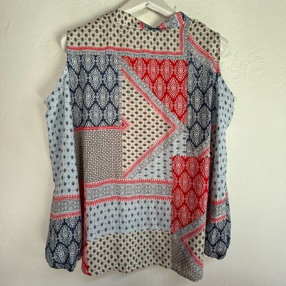 Chico's Women Mixed Print Cold Shoulder Tie-Neck Blouse Top Size 3 Red/Blue NWOT - Picture 2 of 9